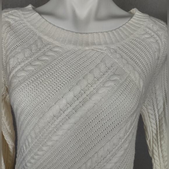 New York and Company Cream Cable Knit Sweater Size Medium - Picture 5 of 14